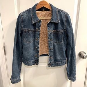 Calvin Klein Vintage Denim Jacket Removable faux fur lining Juniors M/Women’s S‎